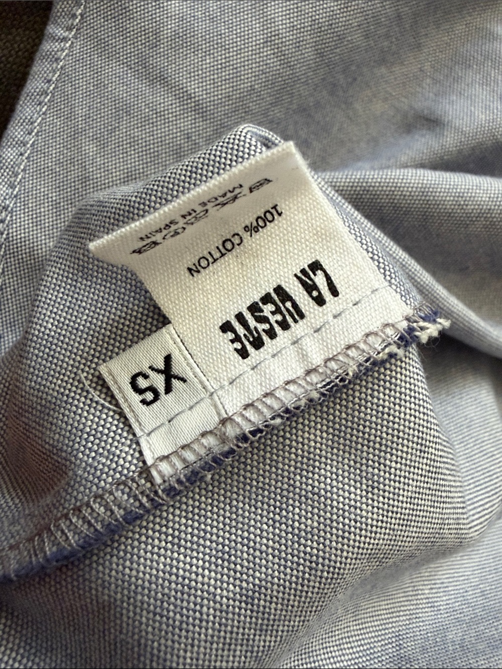 La Veste Peter Pan Collar Button-Front Blouse in Light Blue with Navy Trim XS - Picture 3 of 3